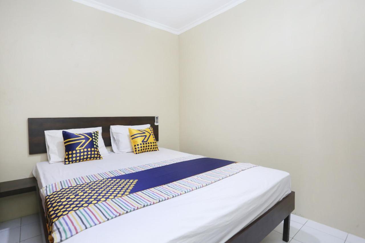 Spot On 2358 Aster Homestay Melati Exteriér fotografie